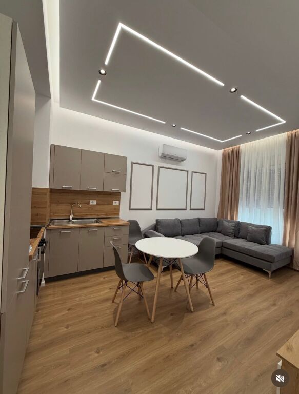 Appartamento in affitto 1+1 - 📍Ali Demi, complesso Kadiu 440 mila lek