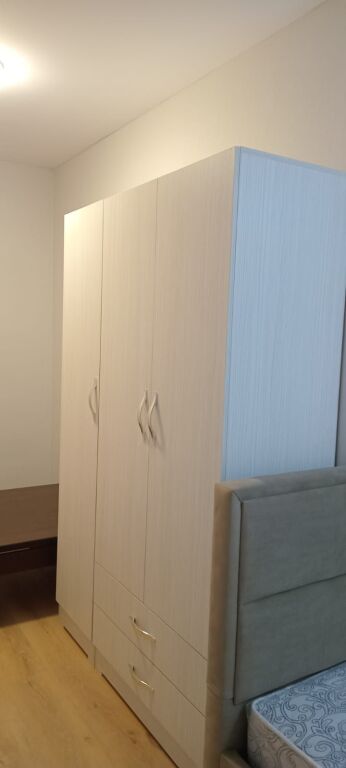 Jepet me Qera Apartament 2+1 në Laprakë 600 Mije Leke