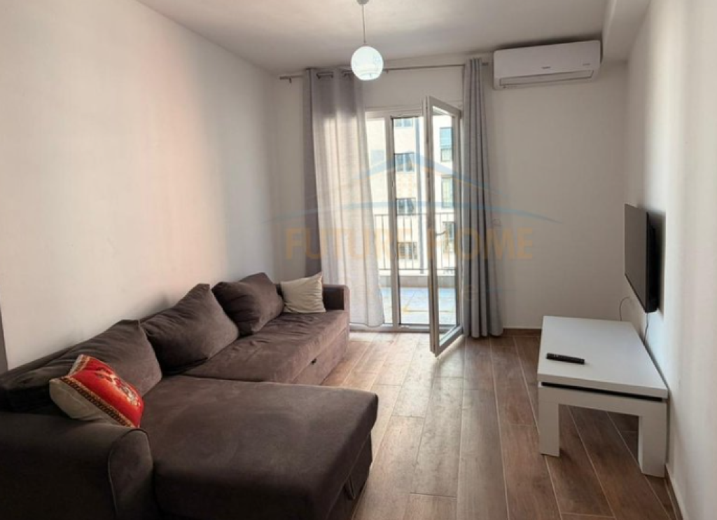 Shes Apartament 2+1,  Unaza e Re . BLL70337