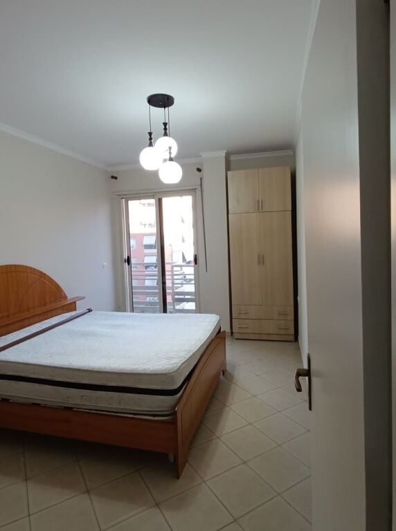 📌Jepet me Qira Apartament 1+1 – Përballë Kompleksit Delijorgji