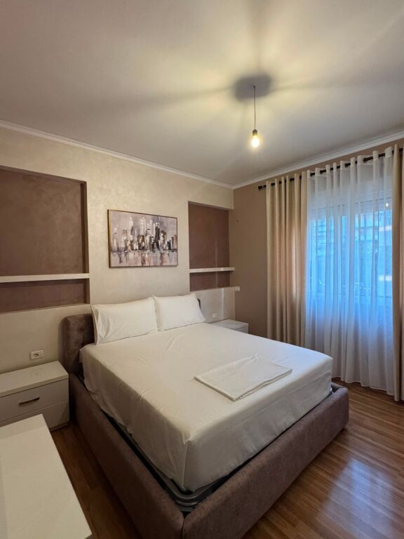 Jepet me qira apartament 1+1 – Rruga Cipajve, Vlorë