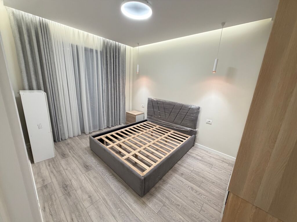 🏡 Appartamento super 2+1 + 2 bagni in affitto  📍 Via “5 Maji, Tirana”, complesso nuovo