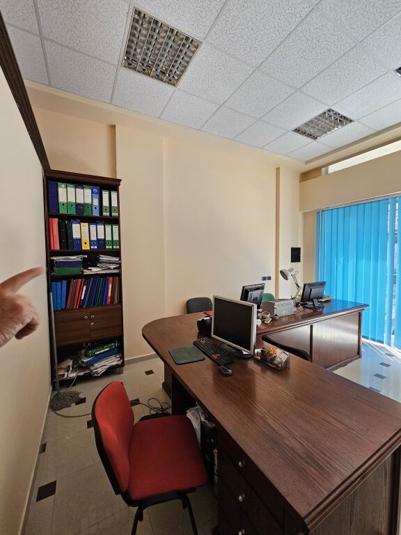 🏢 Office space for rent