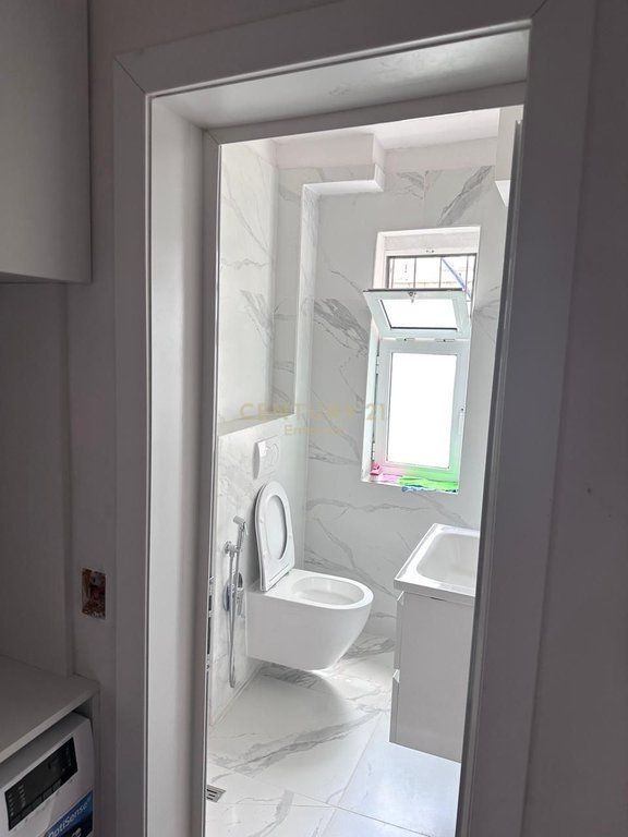 Appartamento 1+1 In Affitto in Via Durresit 600 € /Mese