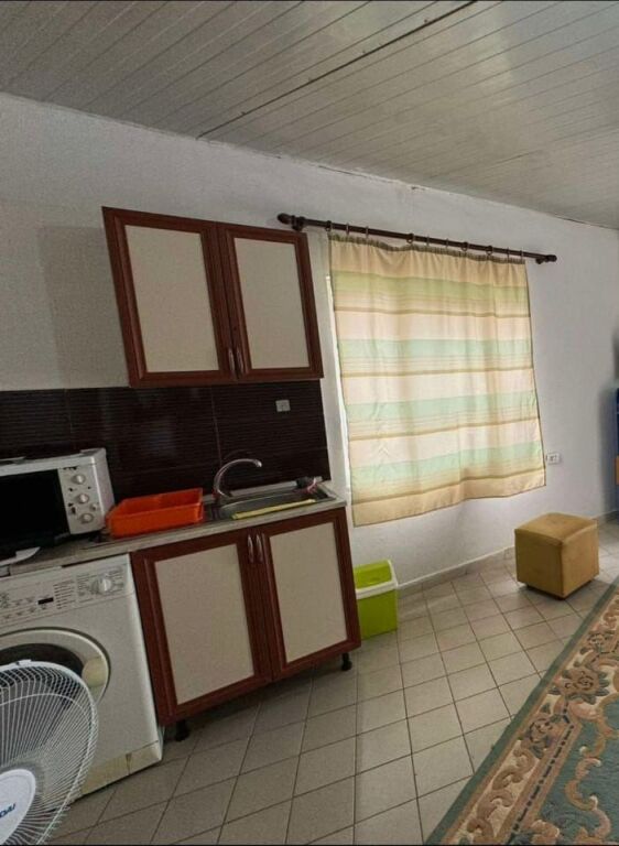 GARSIONERE 22000 LEKE.RRUGA E BURGUT