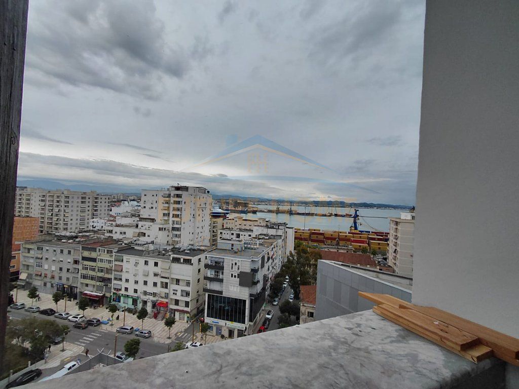 Rent, Apartment 2+1+2 Balconies, Center, Durres
