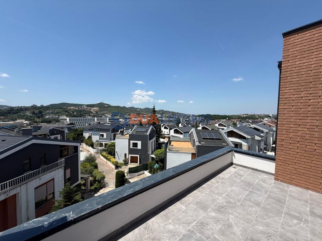 🏡 Duplex Luksoz për Shitje 📍 Rezidenca Piccadilly, TEG – Tiranë