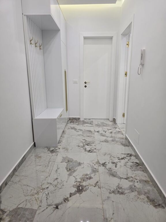 Apartament me qera 1+1 ne Paskuqan