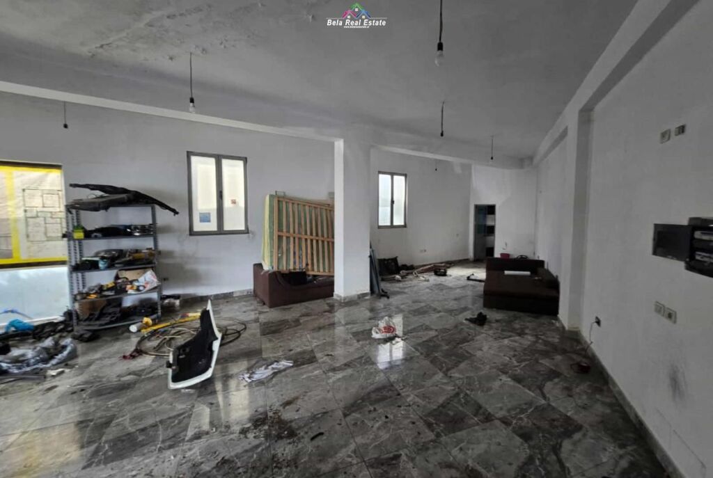Magazzini in Affitto a Sauk (ID BM120) Tirana