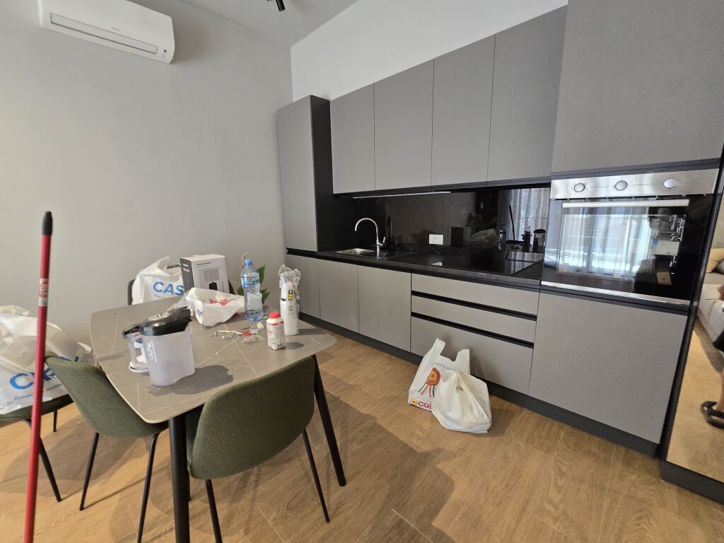 Appartamento 1+1+parcheggio al Complesso Delijorgji