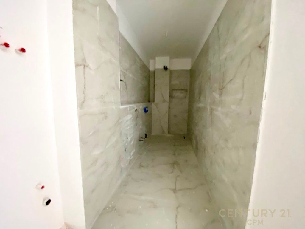 Apartament 1+1 ler shitje tek Rruga Siri Kodra