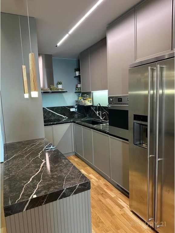 APARTMENT 2+1+2+ PARKING SPACE FOR RENT AT PARK LIFE RESIDENCE, DRY LAKE!