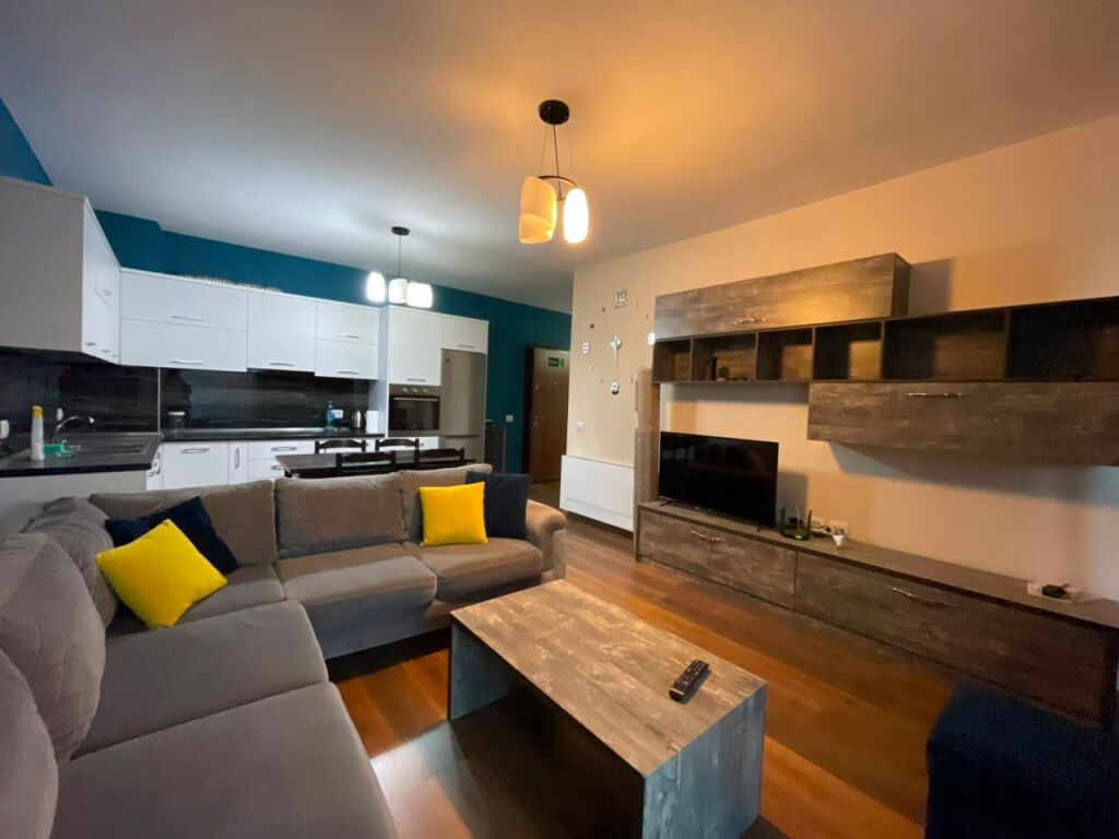 Apartament 2+1 per qira tek Komplesi Mateo tek Kopeshti Zoologjik.