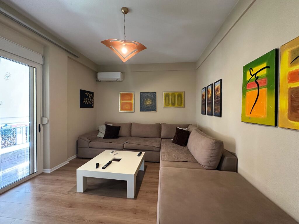 Rent | Apartament 2 + 1 | Komuna e Parisit | 700 €/month