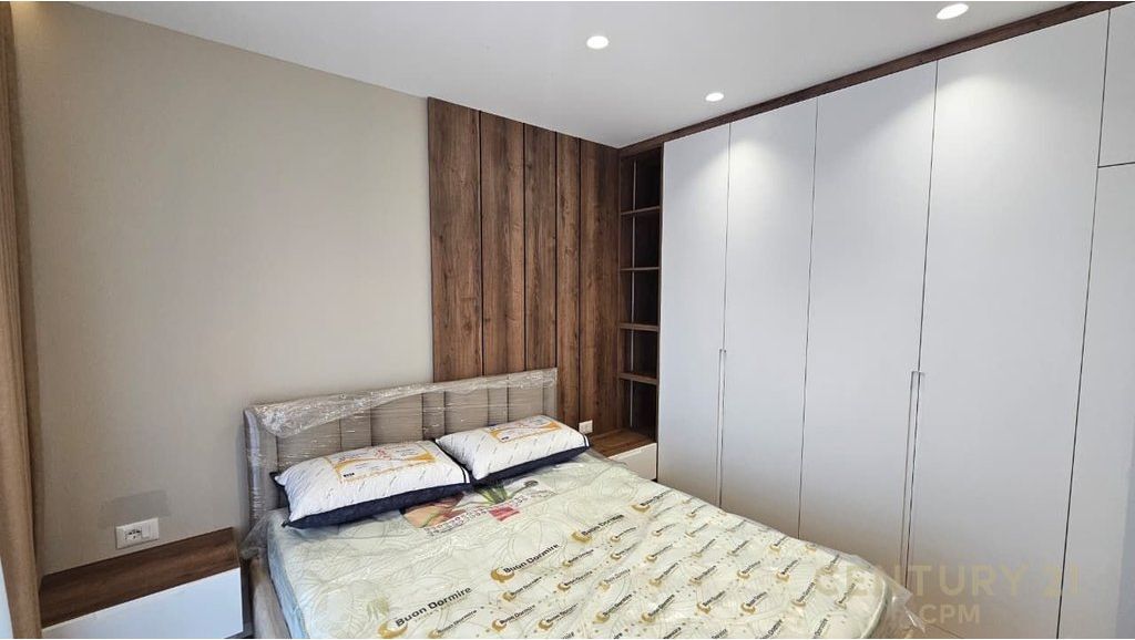 Super Apartament 1+1 me qira prane Bulevardit te Ri!