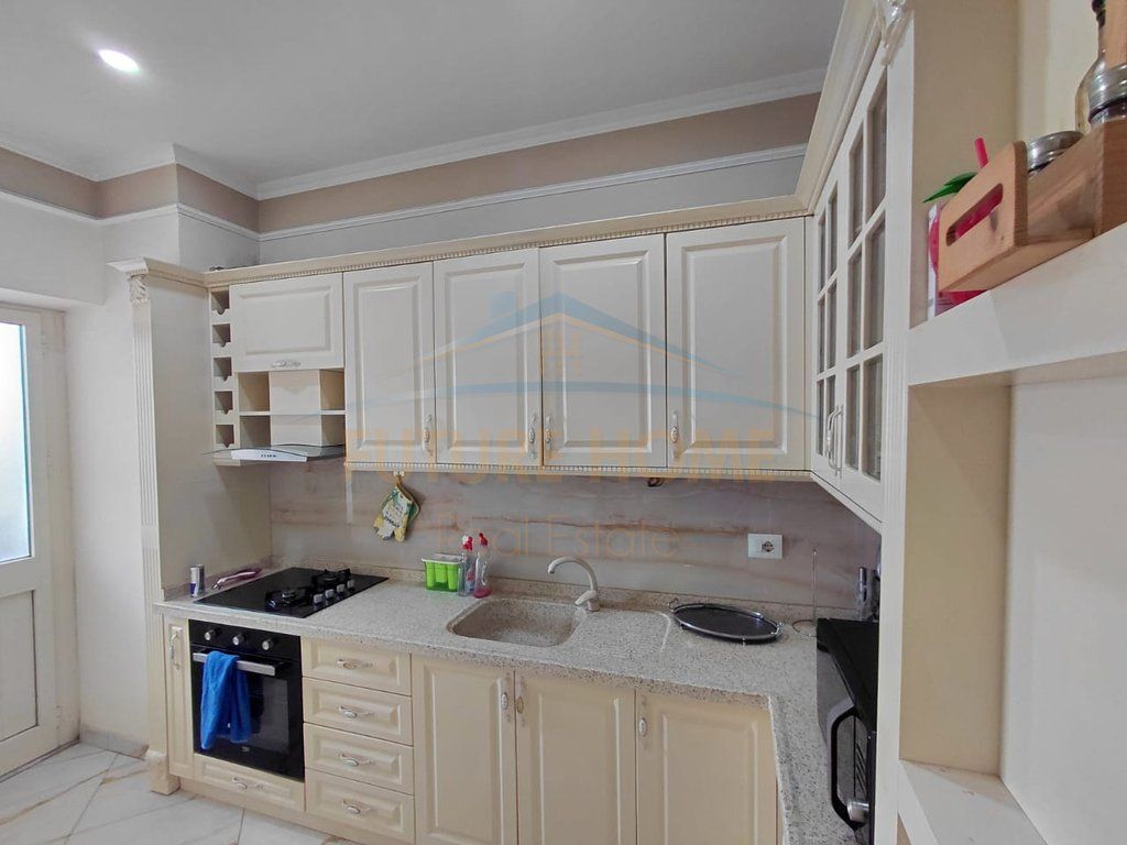 Rent, Apartment 2+1+2 Balconies, Center, Durres