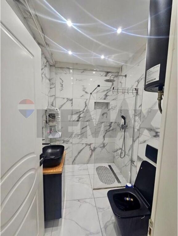 Apartament - Për Qira - Ish Fusha e Aviacionit, Tiranë