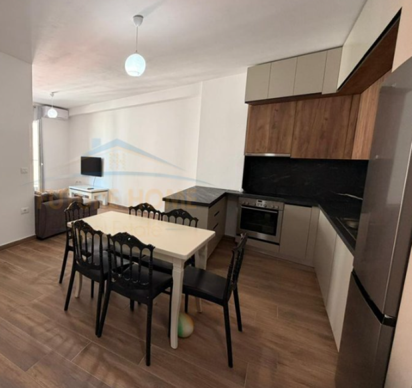 Shes Apartament 2+1,  Unaza e Re . BLL70337
