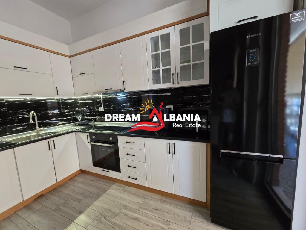 Appartamento 2+1+2 Bagni in Affitto – Complesso Delijorgji, Via Kavajës (ID 42215581)