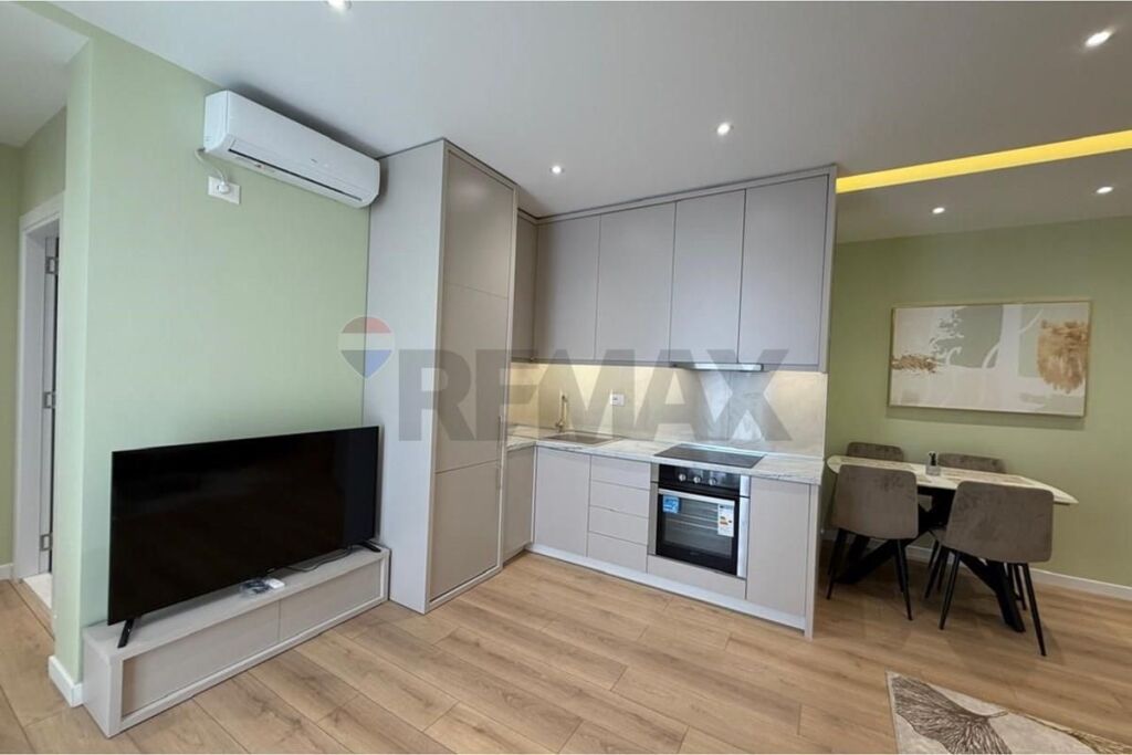Appartamento - In Vendita - Myslym Shyri, Tirana