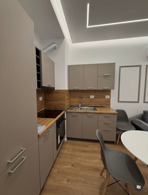 Appartamento in affitto 1+1 - 📍Ali Demi, complesso Kadiu 440 mila lek