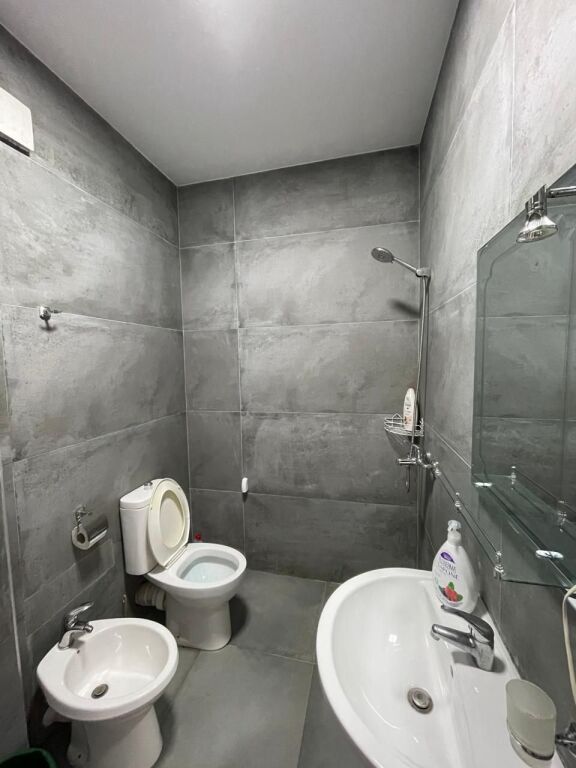 Apartament 1+1 me qera ne Sauk tek Akademia e Policis