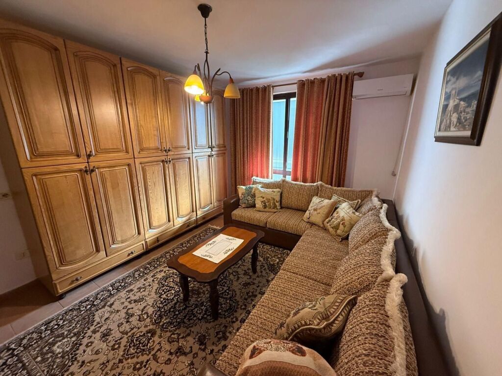 Qera | Apartament 1 + 1 | 21 Dhjetori | 500 €/muaj
