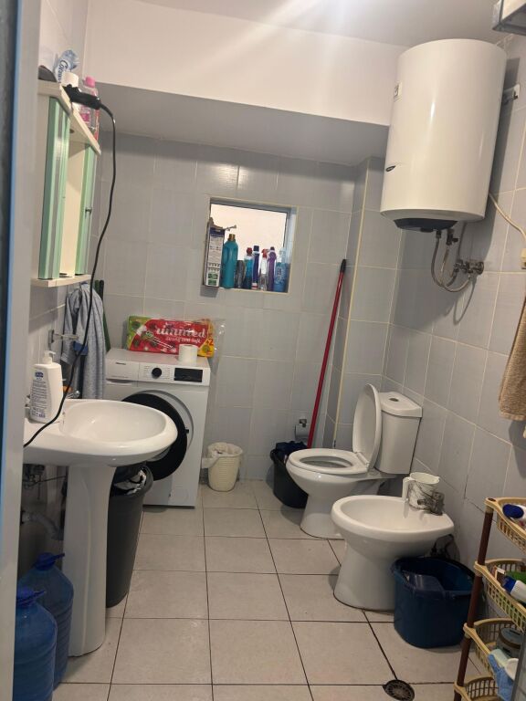 Affitto | Apartament 2 + 1 | Kinostudio | 350 €/mese