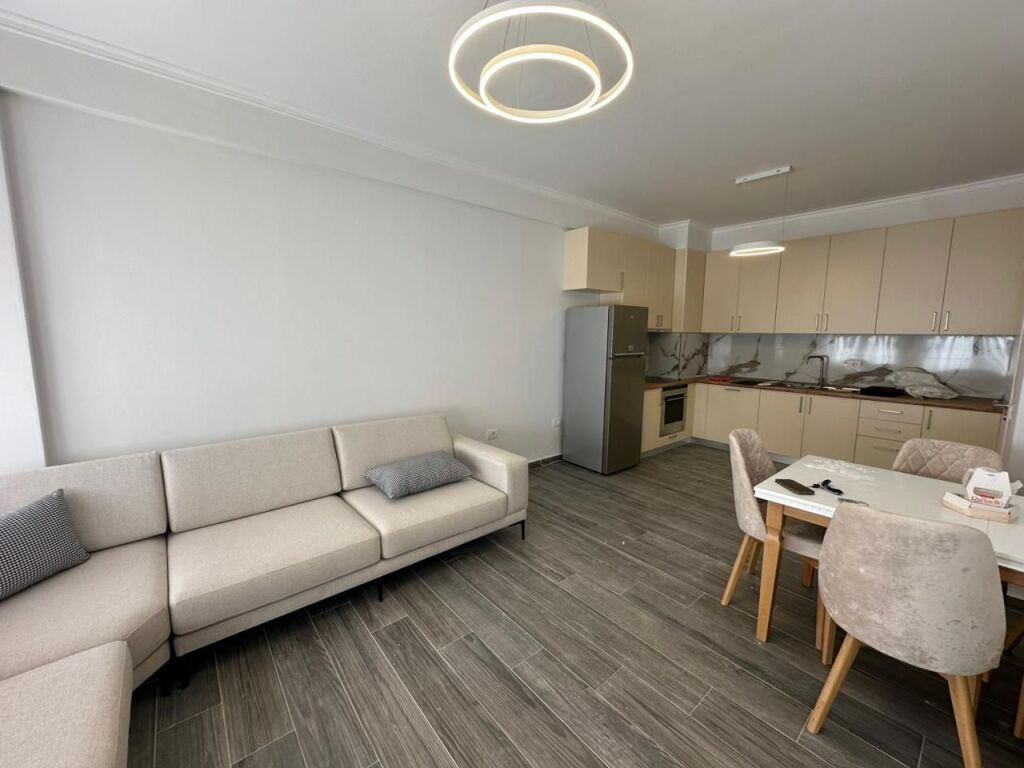 Appartamento 1+1 in affitto presso Urban Gate ad Astir.