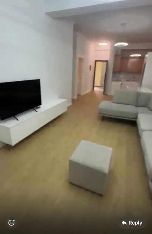 2+1, peti liq i thate street, 700 euro