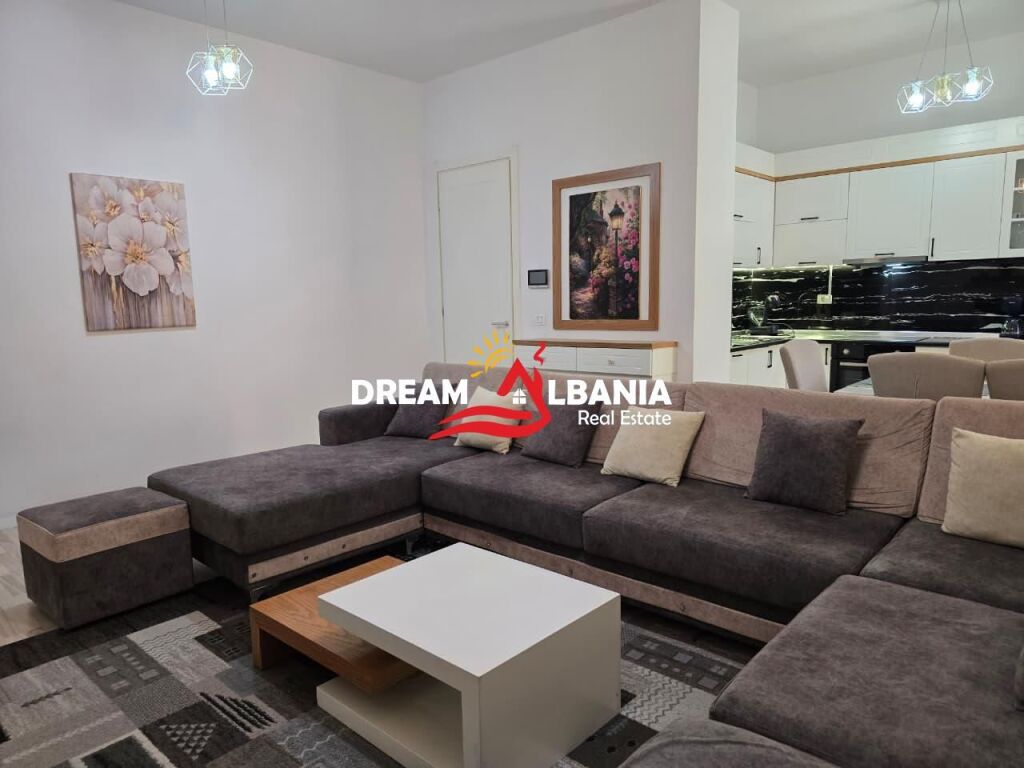 Appartamento 2+1+2 Bagni in Affitto – Complesso Delijorgji, Via Kavajës (ID 42215581)