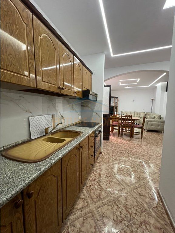 For rent, Apartment 2+1, Court, Durres