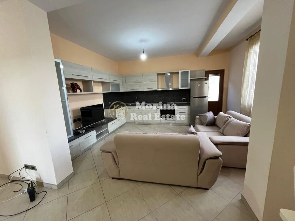 Qera | Vilë 2 + 1 | Kodra E. Priftit | 500 €/muaj