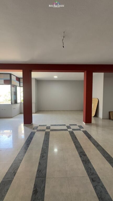 Zyre Me Qera Tek Rruga e Durresit (ID BZ2744) Tirane