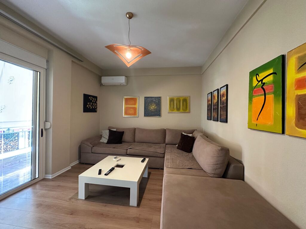 Rent | Apartament 2 + 1 | Komuna e Parisit | 700 €/month