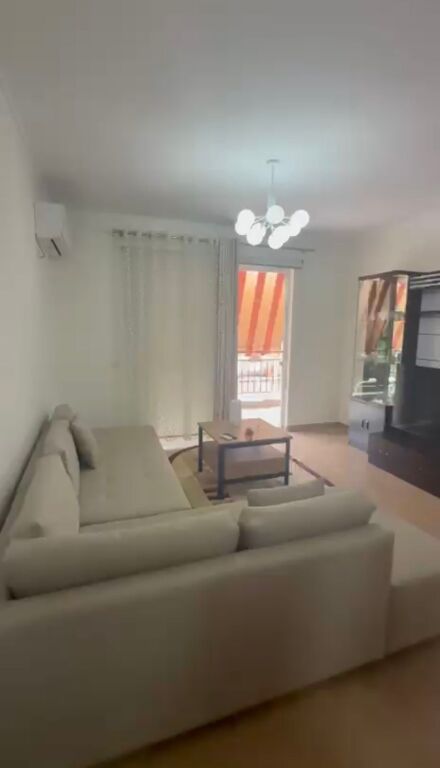 Affitto, Appartamento 2+1+2, Via Kavaja Tirana 830€