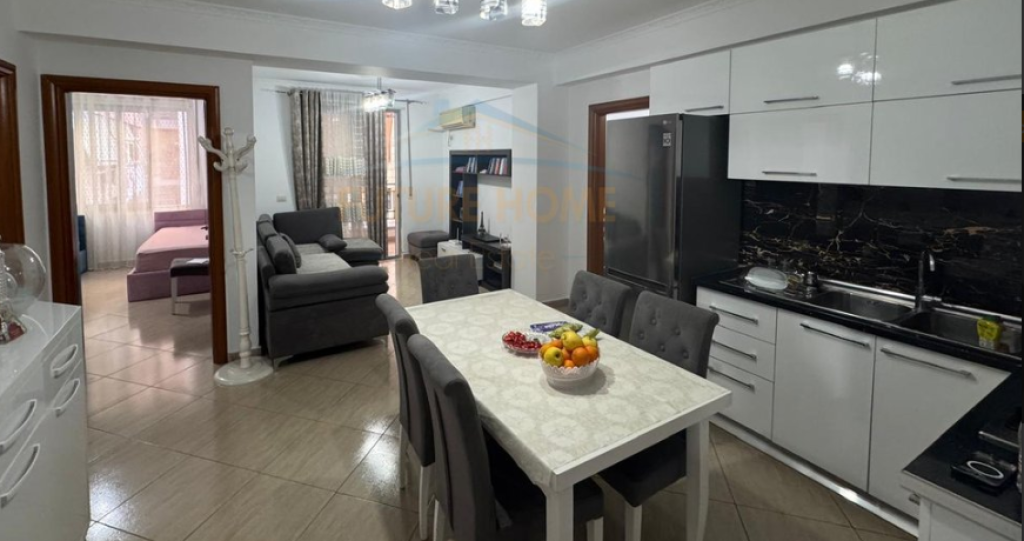 Shes , Apartament 3+1+2, Unaza e Re,Tirane . PRM67546