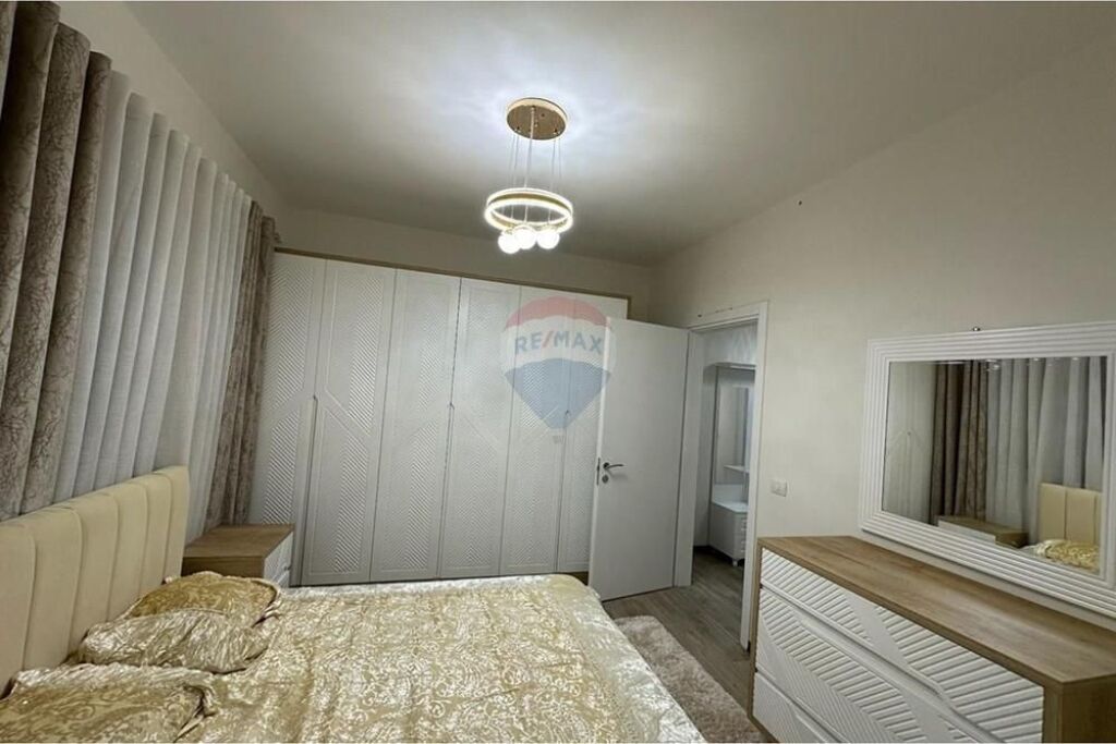 Apartament - Për Shitje - FZ Rezidence, Tiranë(ID: 530201045-229)