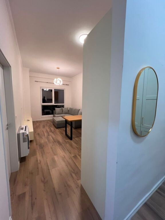 Jepet me qira apartament 1+1