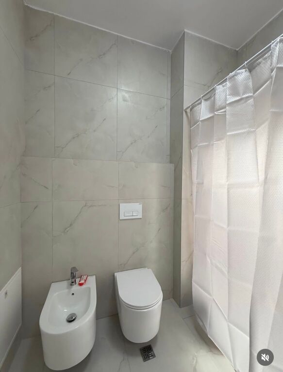 Appartamento in affitto 1+1 - 📍Ali Demi, complesso Kadiu 420 mila lek