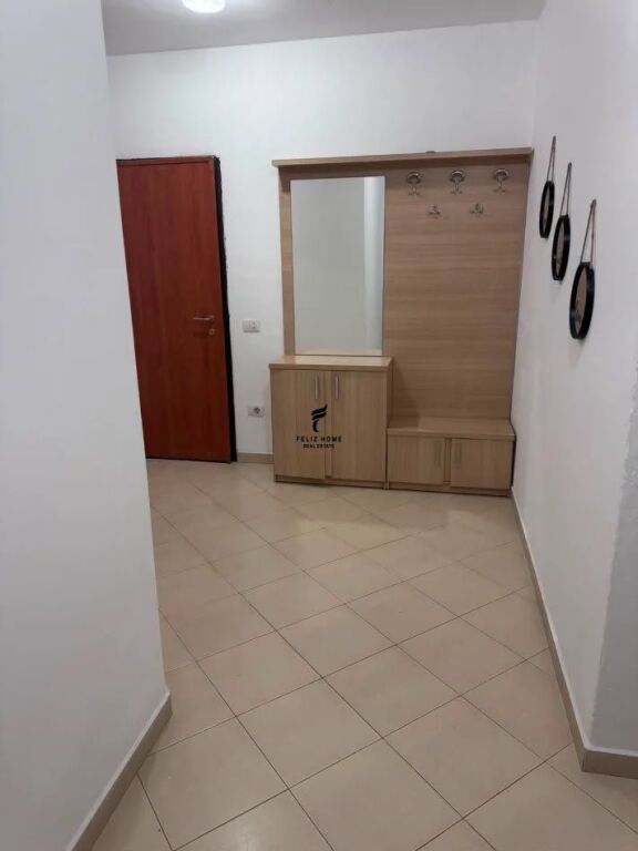 APARTAMENT ME QERA 2+1+2 YZBERISHT 50.000 LEKE FH-78838