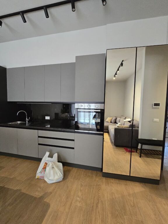For rent 1+1 plus parking space, Delijorgj
