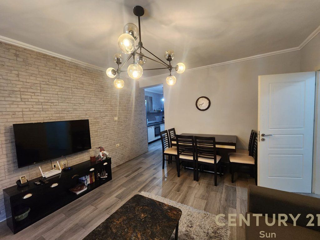 Apartament per qira 1+1 tek Vasil Shanto! SUN142775