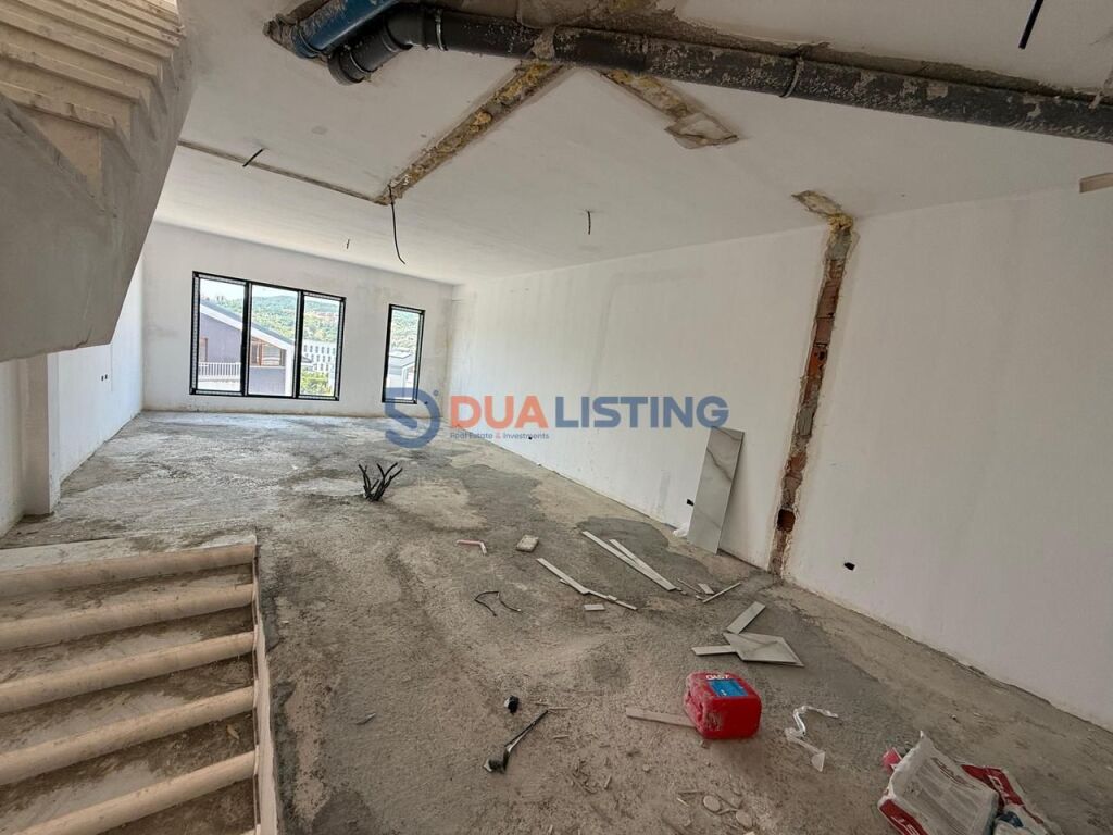 🏡 Duplex Luksoz për Shitje 📍 Rezidenca Piccadilly, TEG – Tiranë