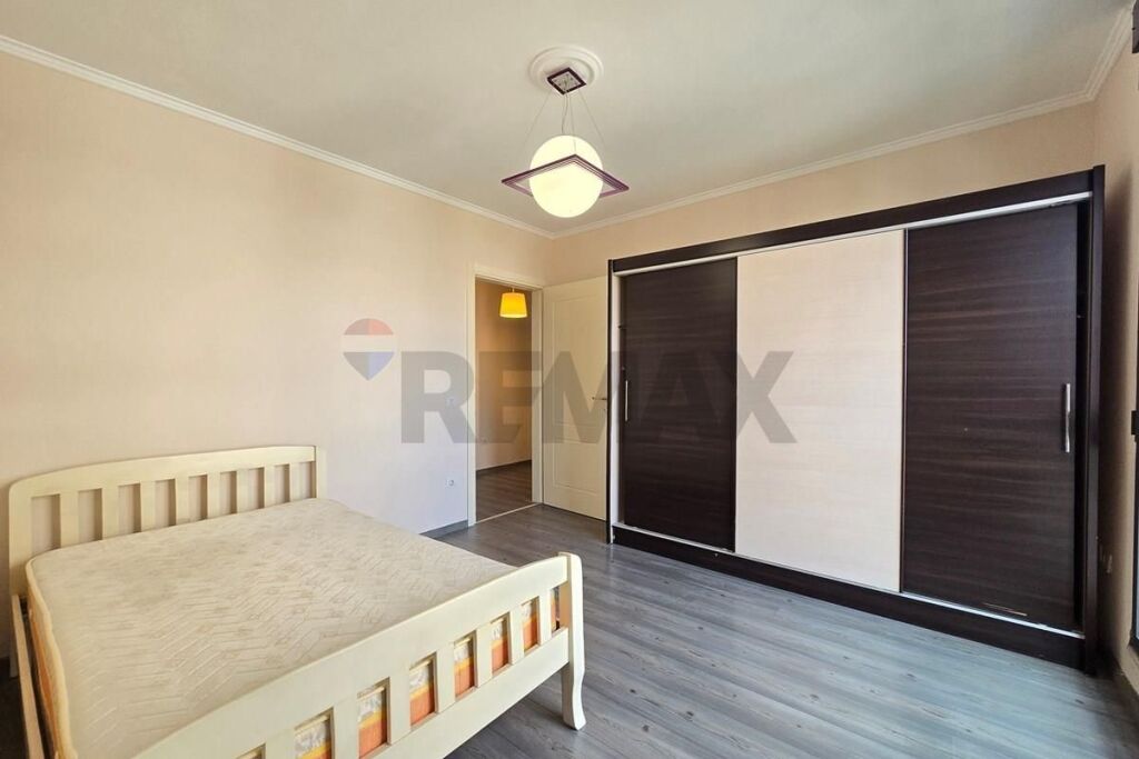 2+1 apartment for rent on Kosovareve street!