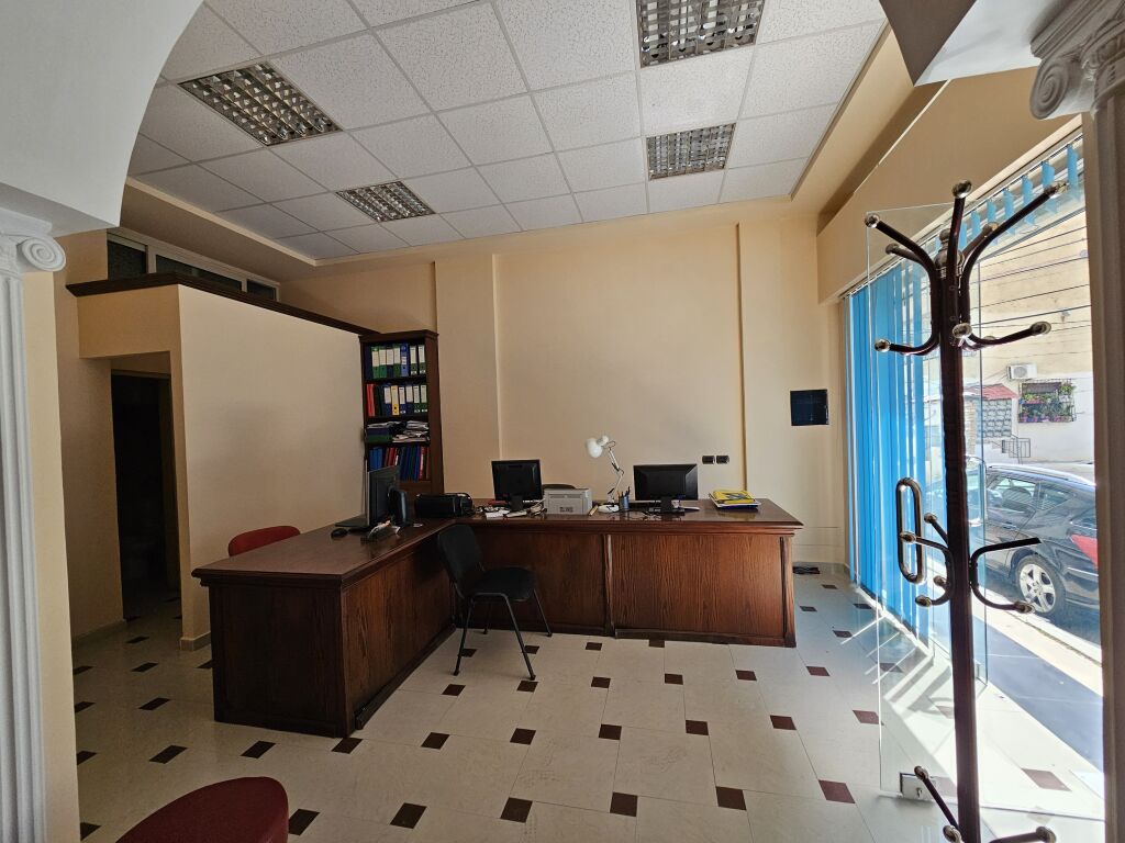 🏢 Office space for rent