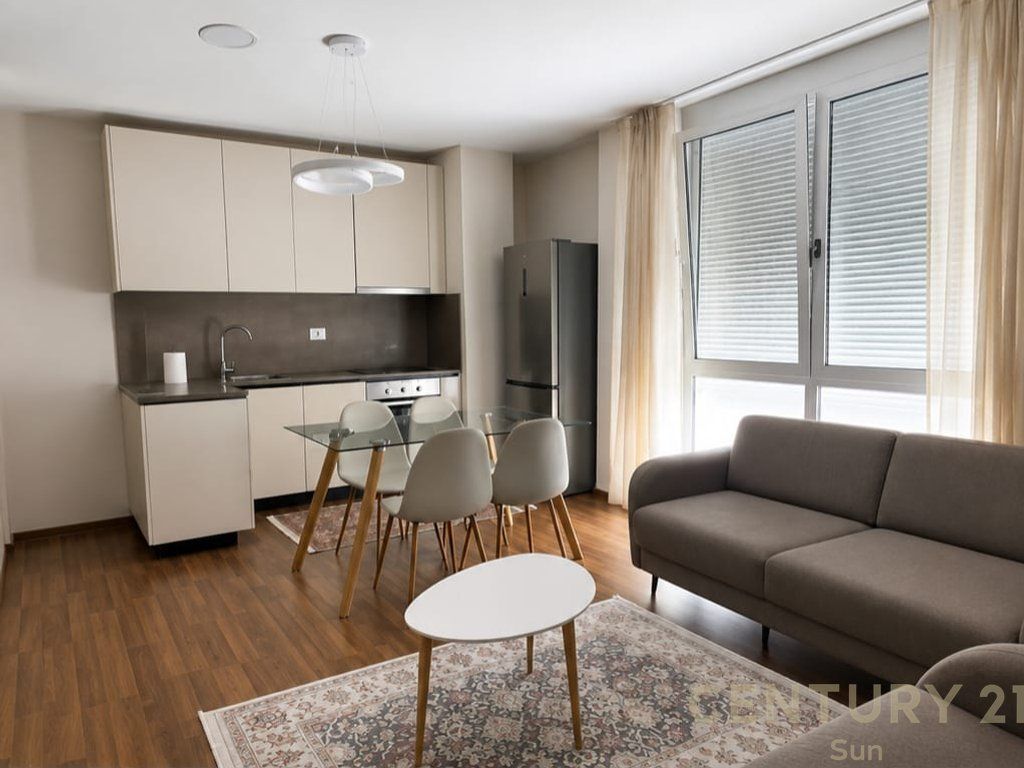 APPARTAMENTO 2+1 IN AFFITTO IN VIA DELLE BARRICATE 850 € /Mese