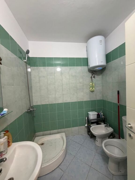 🏠 Jepet me qira apartament 1+1
