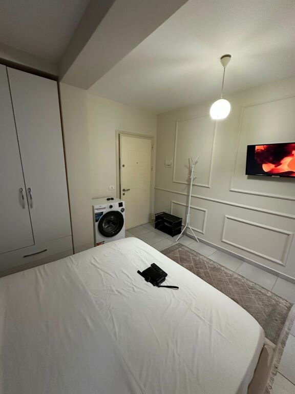 Qera | Garsoniere | Sheshi Willson | 400 €/muaj