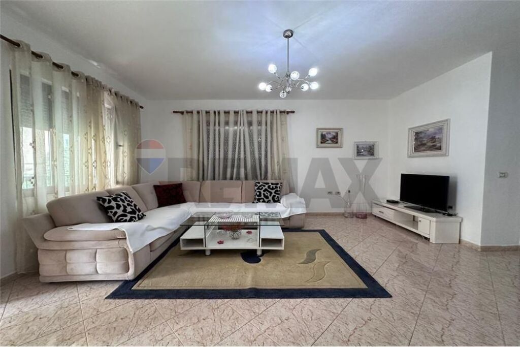 Duplex 2+1+2 in affitto Ex Parco